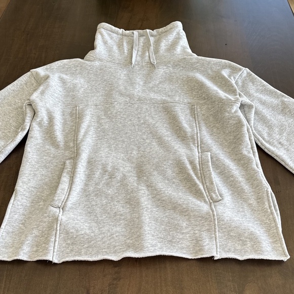 UGG Gray Funnel Neck Pullover Sweatshirt Pockets Fleece Lined 3/4 Sleeve XS/S - Picture 4 of 13